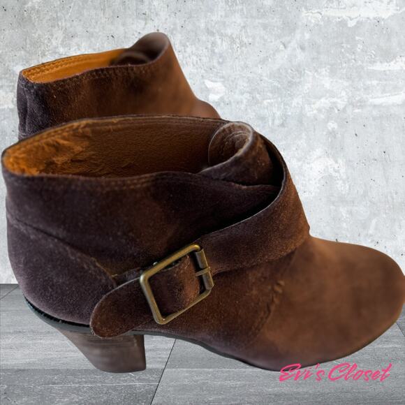 Lucky Brand Women's Ankle Boot Size 10 Slip On Brown Suede Round Toe Booties - Picture 4 of 14